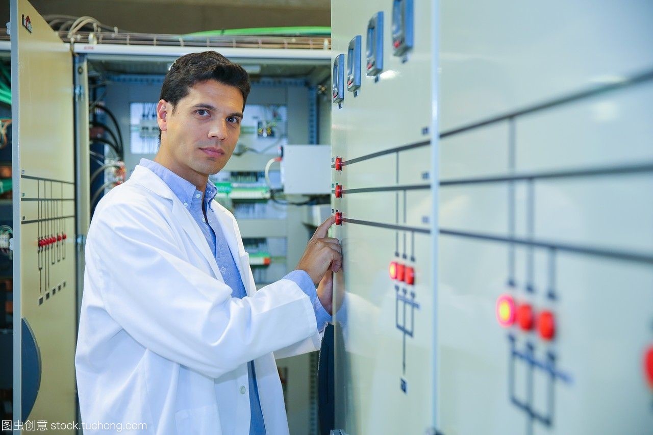 研究員。低壓微網絡。用于智能電網和智能電表的測試和證書服務。電力電子設備認證。技術服務行業。tecnaliaresearch&innovationbizkaiabasquecountry,西班牙。